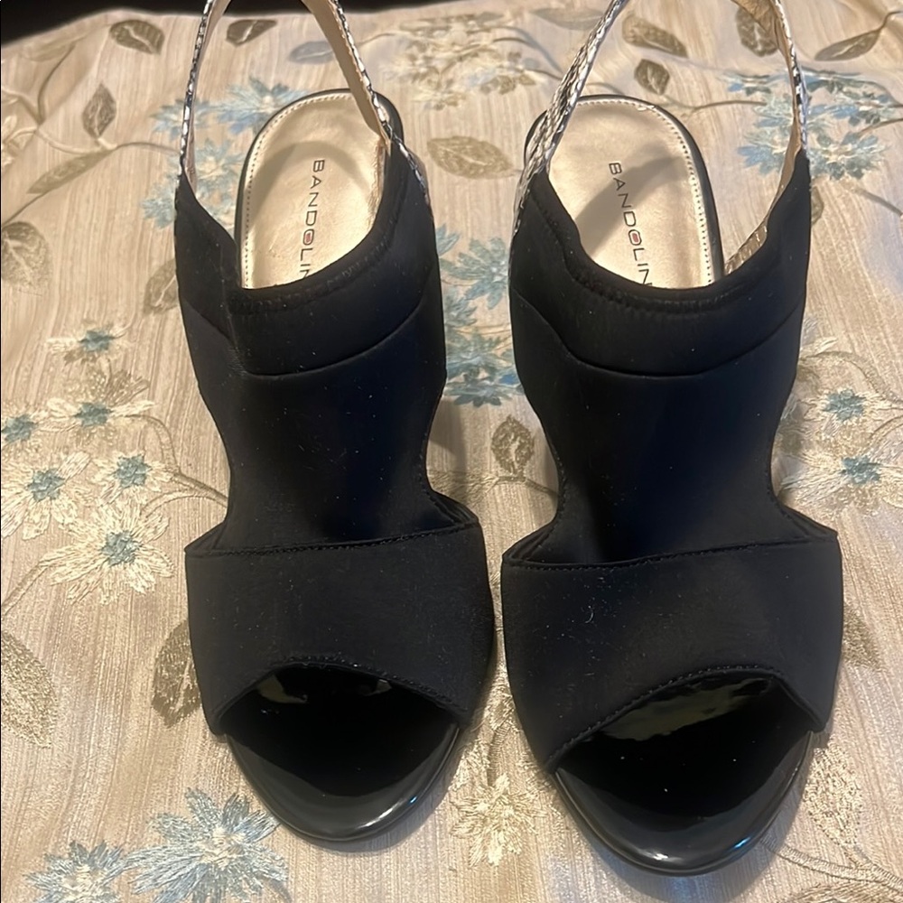 Bandolino Black Peep-Toe Heels